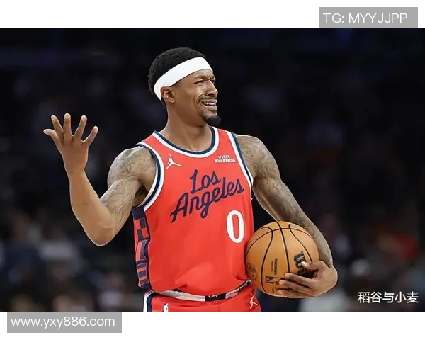 还是不好用!比尔5中2仅拿5分1板1断 4犯规 还是不好用!比尔5中2仅拿5分1板1断 4犯规