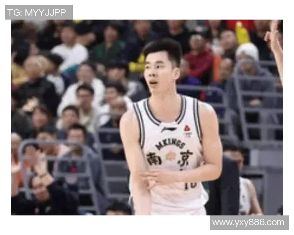 郭昊文面旧主半场爆砍22分，个人正负值+14