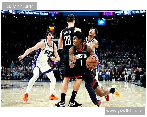 明明很不适合这个角色，到底火箭后场新星打控卫要打到什么时候？